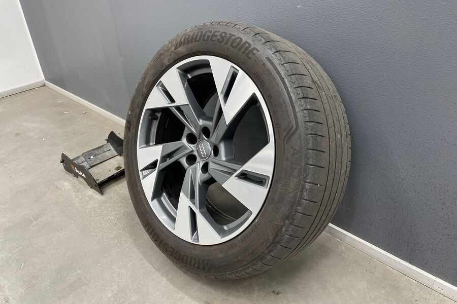 Audi e-tron vaihtoauto