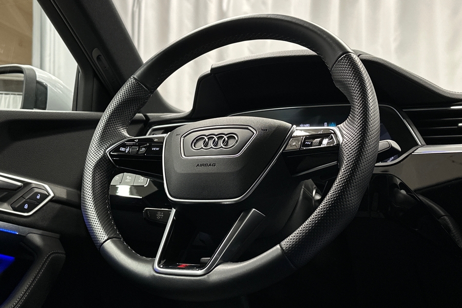 Audi e-tron vaihtoauto