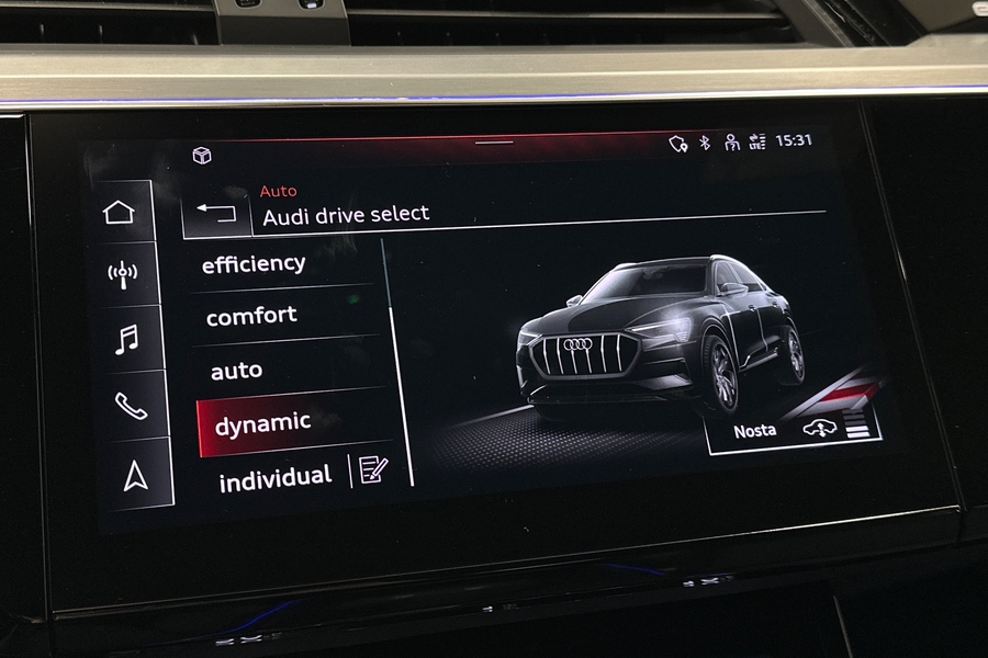 Audi e-tron vaihtoauto