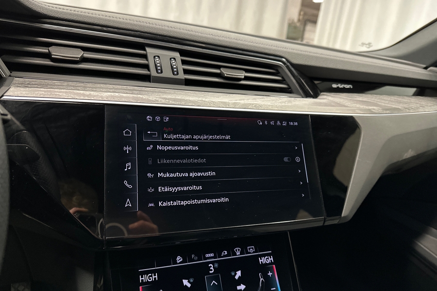 Audi e-tron vaihtoauto