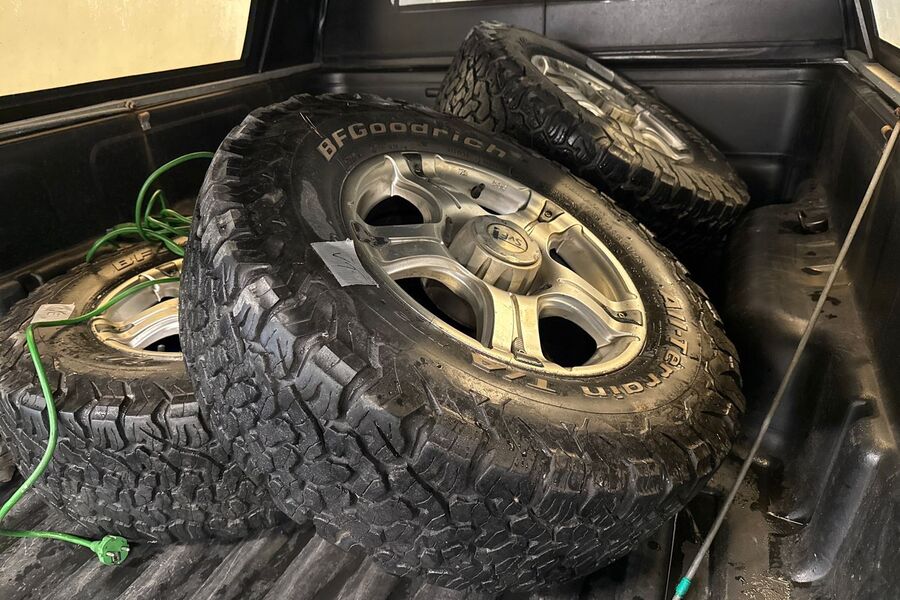 Toyota Hilux vaihtoauto