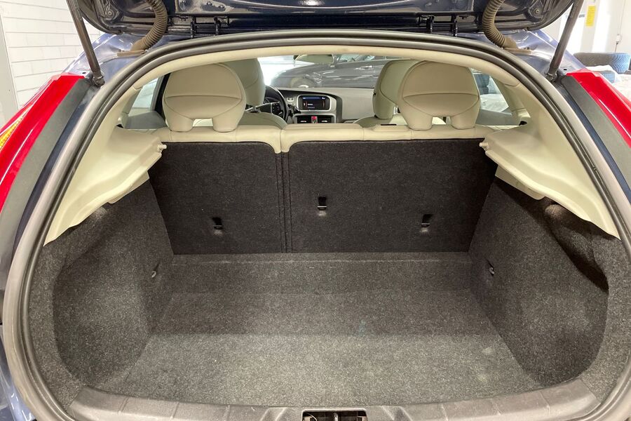 Volvo V40 vaihtoauto