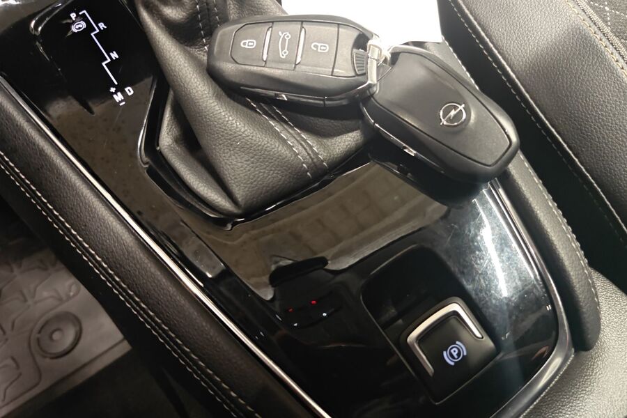 Opel Grandland X vaihtoauto