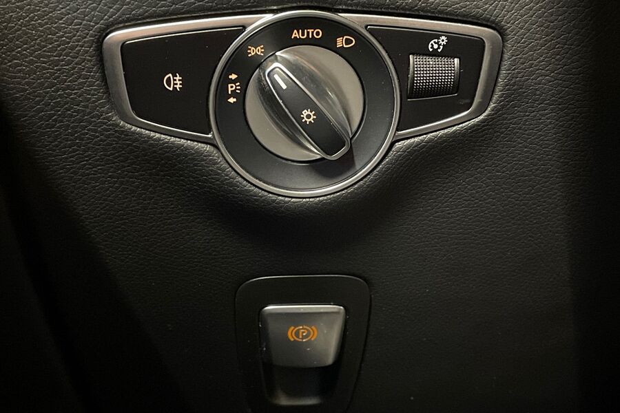 Mercedes-Benz EQC vaihtoauto