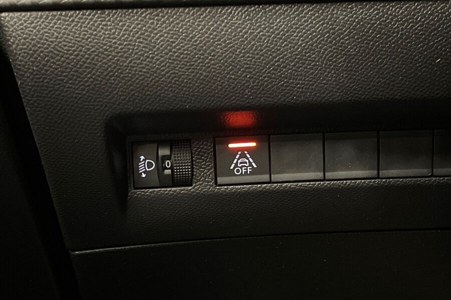 Peugeot e-208 vaihtoauto