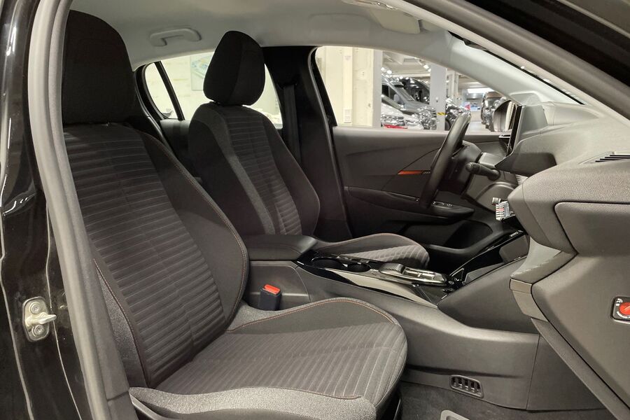 Peugeot e-208 vaihtoauto