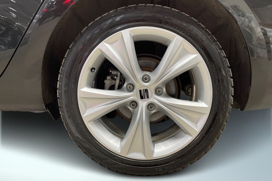 SEAT Leon Sportstourer vaihtoauto