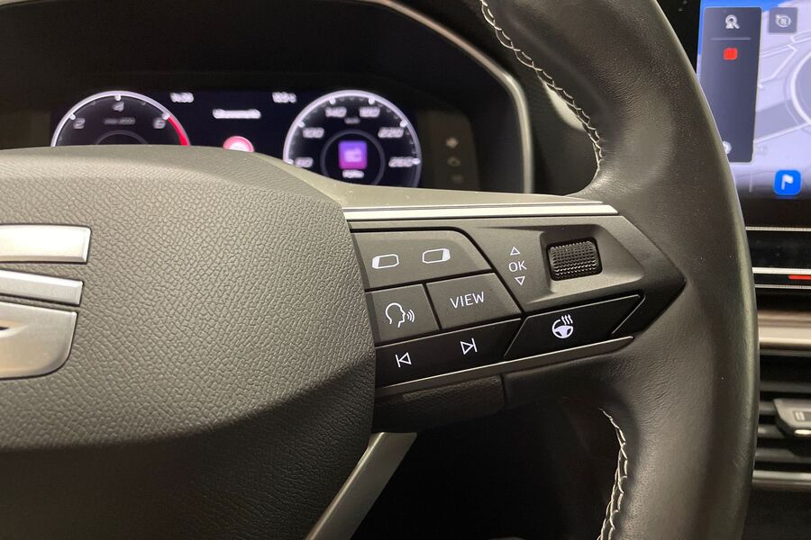 SEAT Leon Sportstourer vaihtoauto