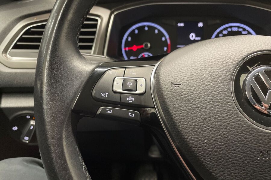 Volkswagen T-Roc vaihtoauto