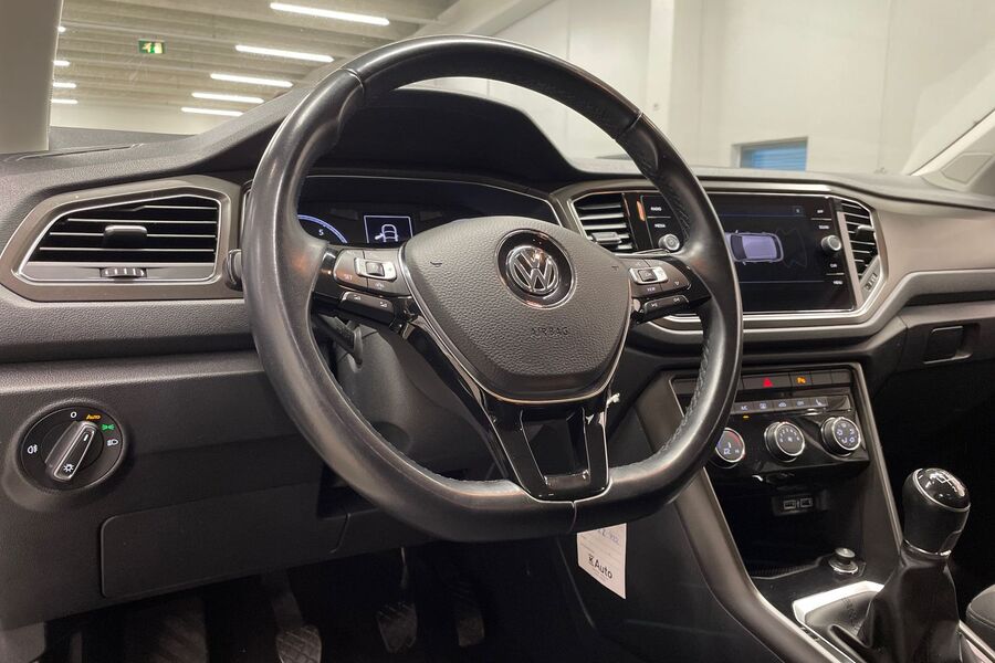 Volkswagen T-Roc vaihtoauto