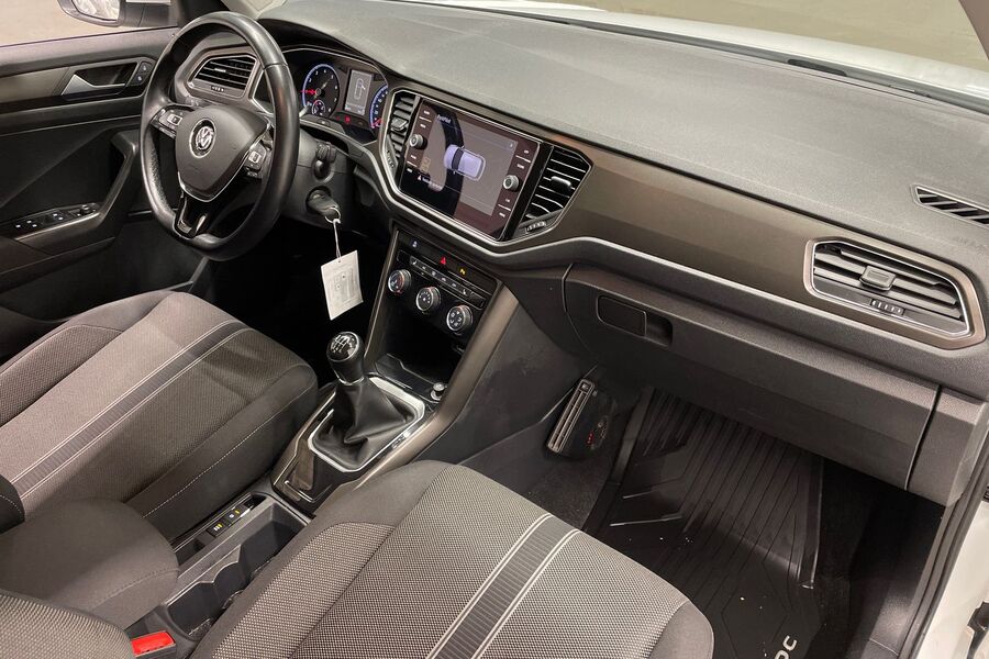 Volkswagen T-Roc vaihtoauto