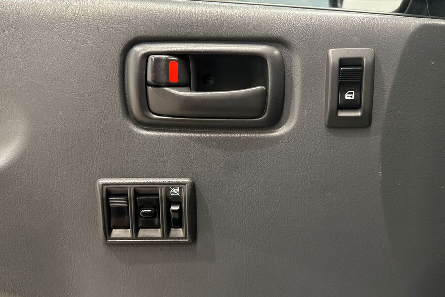 Toyota Hiace vaihtoauto