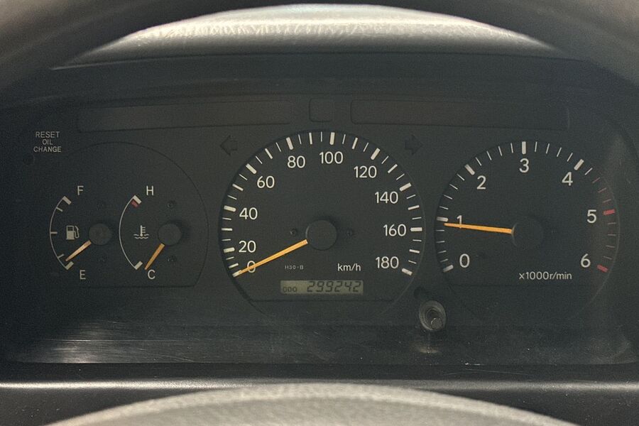 Toyota Hiace vaihtoauto