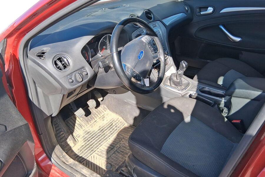 Ford Mondeo vaihtoauto