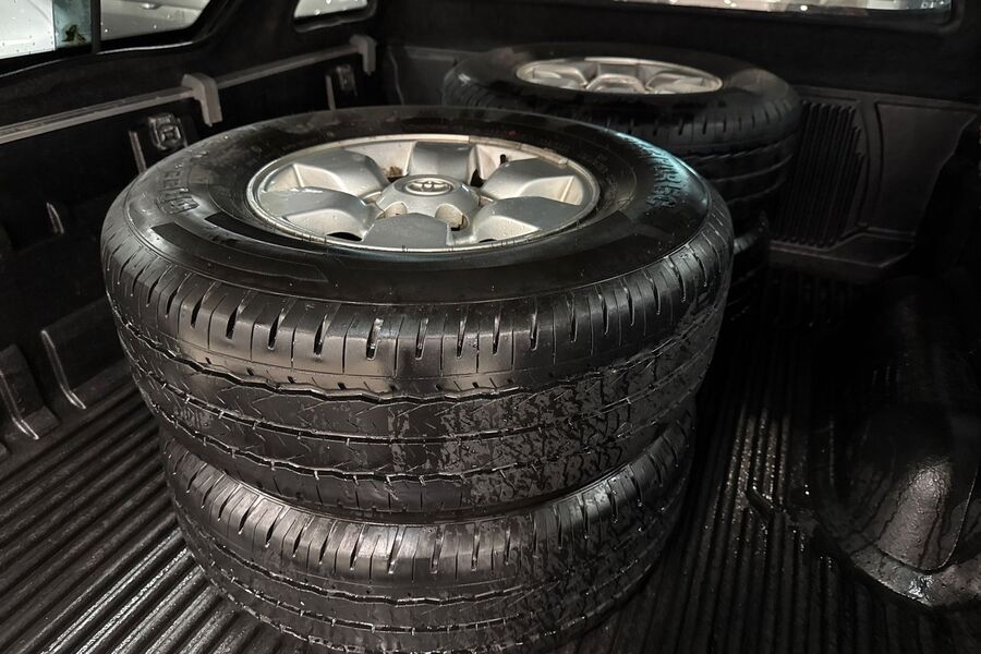 Toyota Hilux vaihtoauto