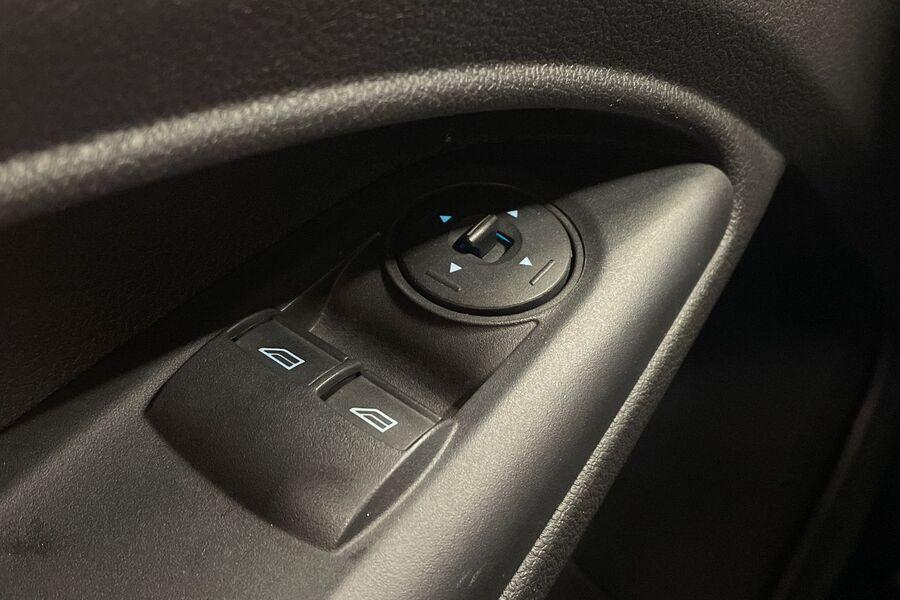 Ford Transit Connect vaihtoauto