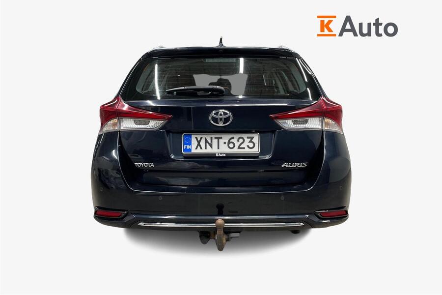 Toyota Auris vaihtoauto