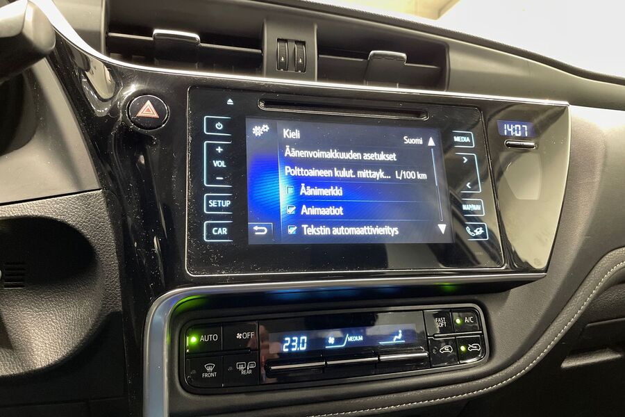 Toyota Auris vaihtoauto