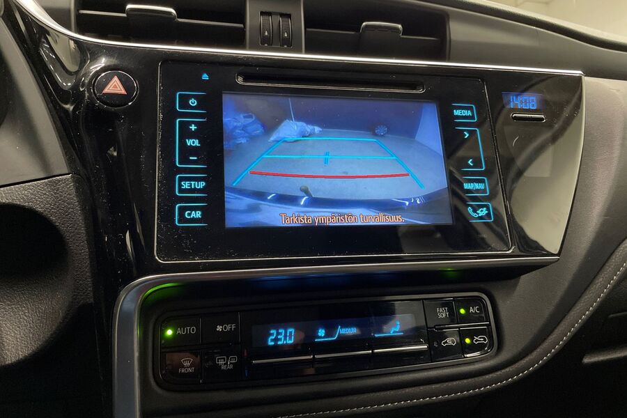 Toyota Auris vaihtoauto