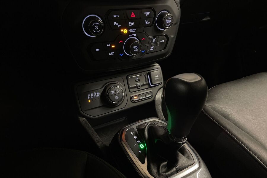 Jeep Renegade vaihtoauto