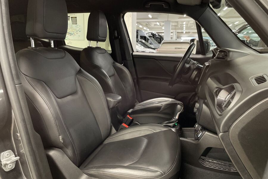 Jeep Renegade vaihtoauto