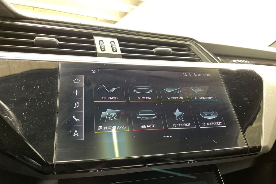 Audi e-tron vaihtoauto