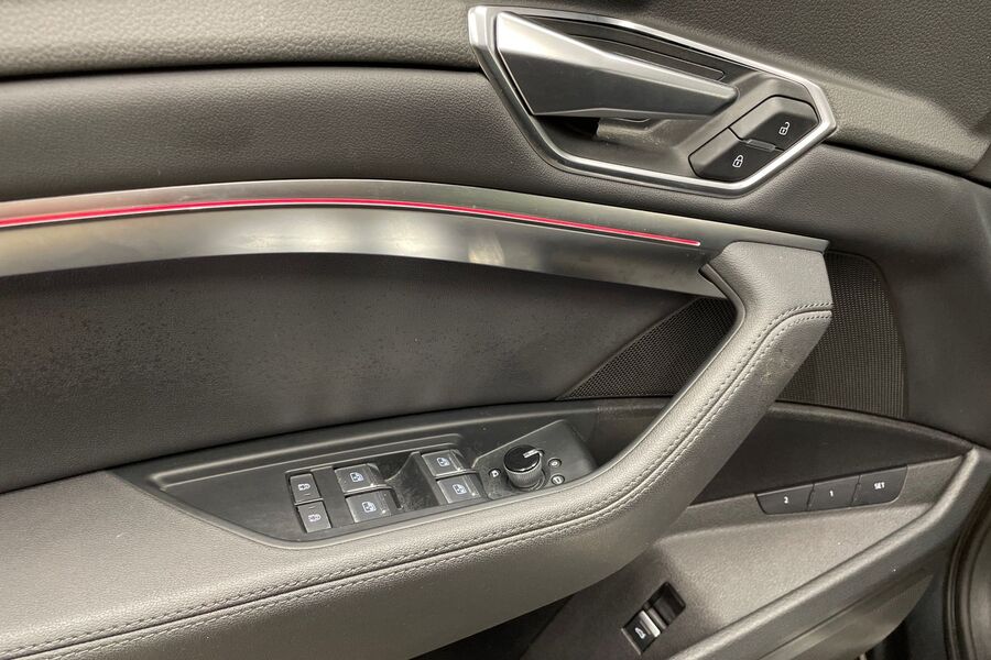 Audi e-tron vaihtoauto