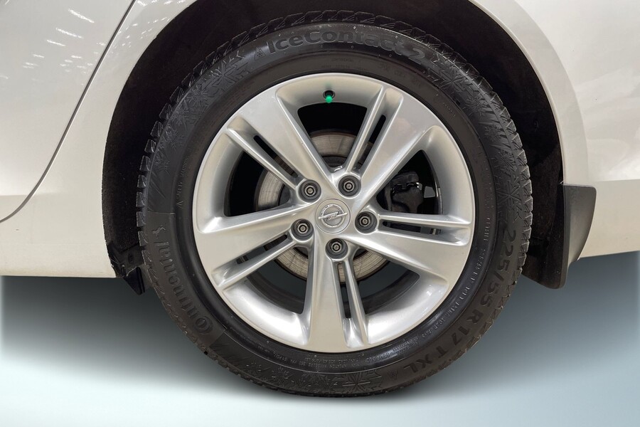 Opel Insignia vaihtoauto