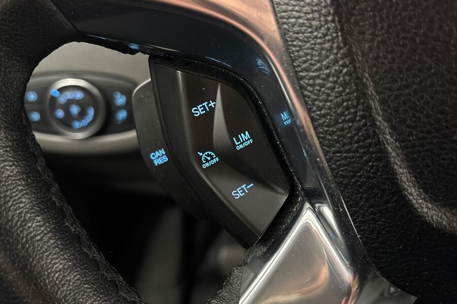 Ford Transit Connect vaihtoauto