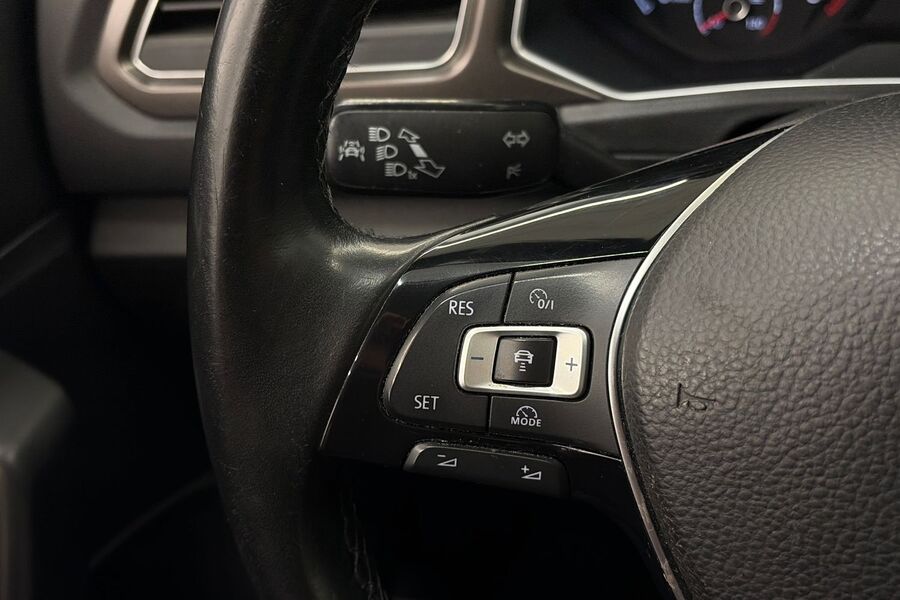 Volkswagen T-Roc vaihtoauto