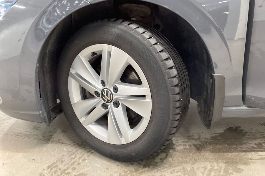 Volkswagen Golf vaihtoauto