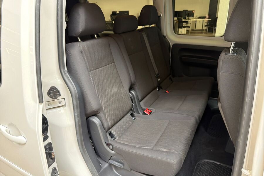 Volkswagen Caddy Maxi vaihtoauto