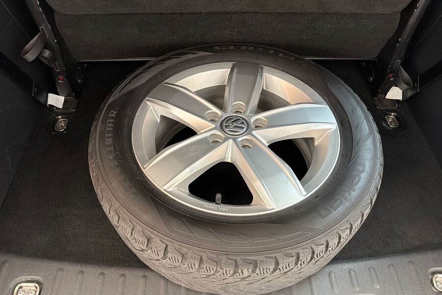 Volkswagen Caddy Maxi vaihtoauto