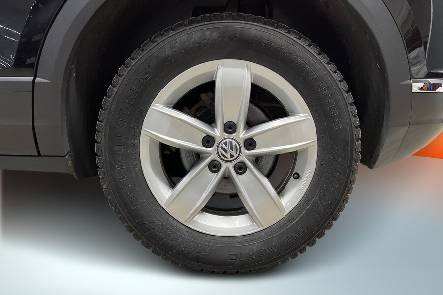 Volkswagen T-Roc vaihtoauto