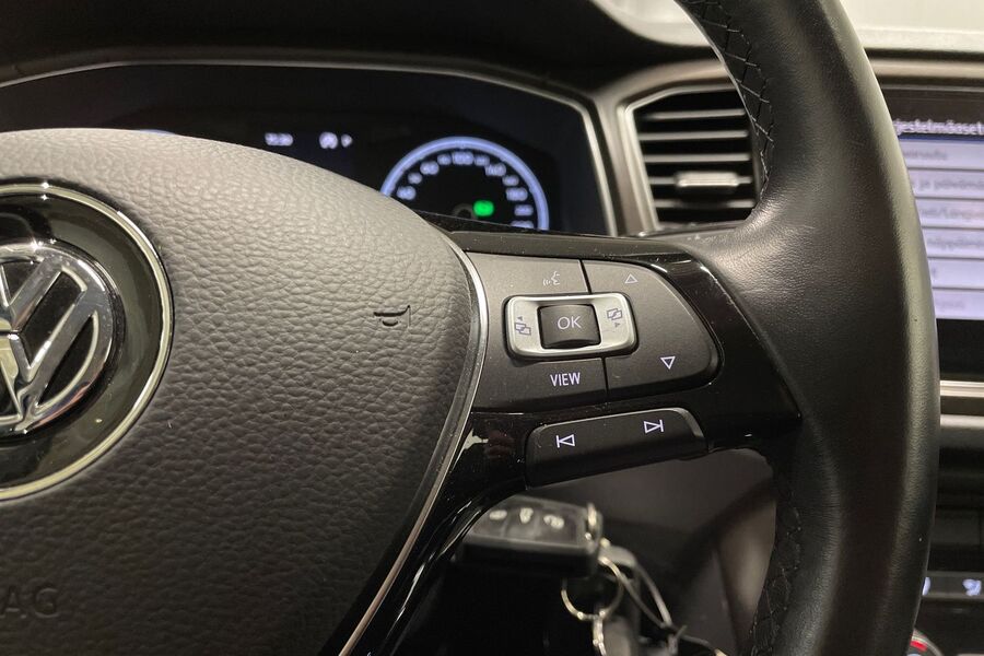 Volkswagen T-Roc vaihtoauto