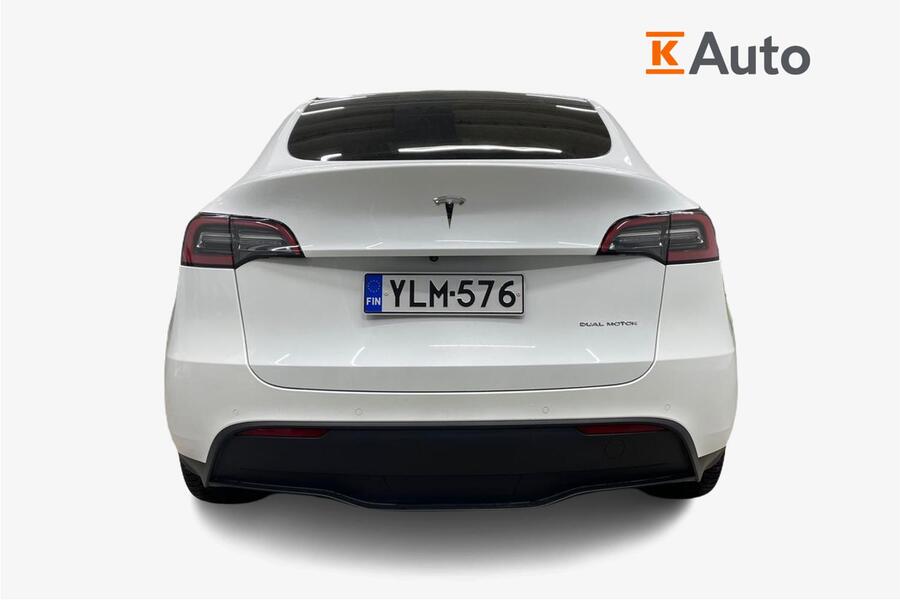 Tesla Model Y vaihtoauto
