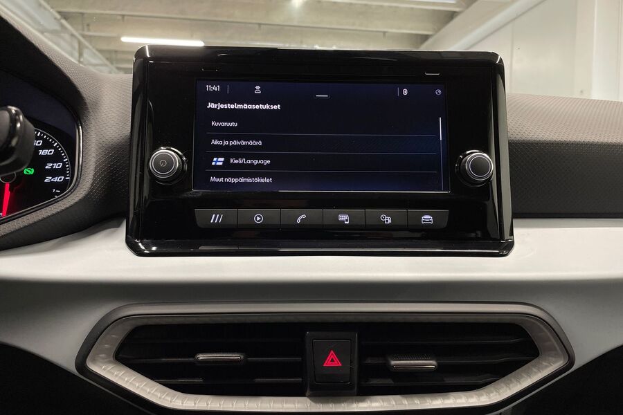 SEAT Arona vaihtoauto