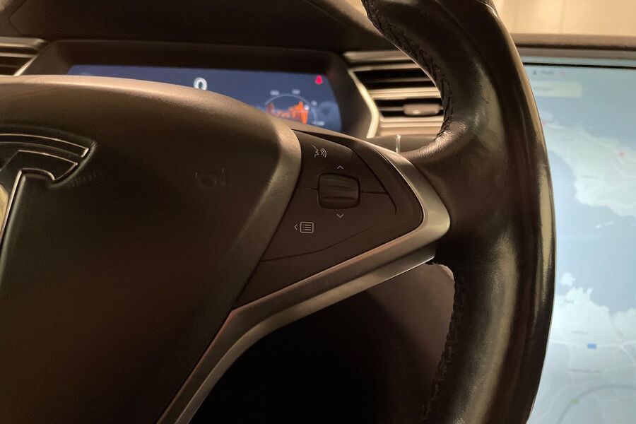 Tesla Model S vaihtoauto