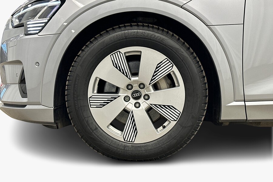 Audi e-tron vaihtoauto