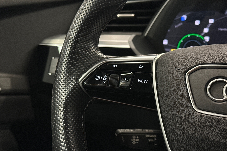 Audi e-tron vaihtoauto