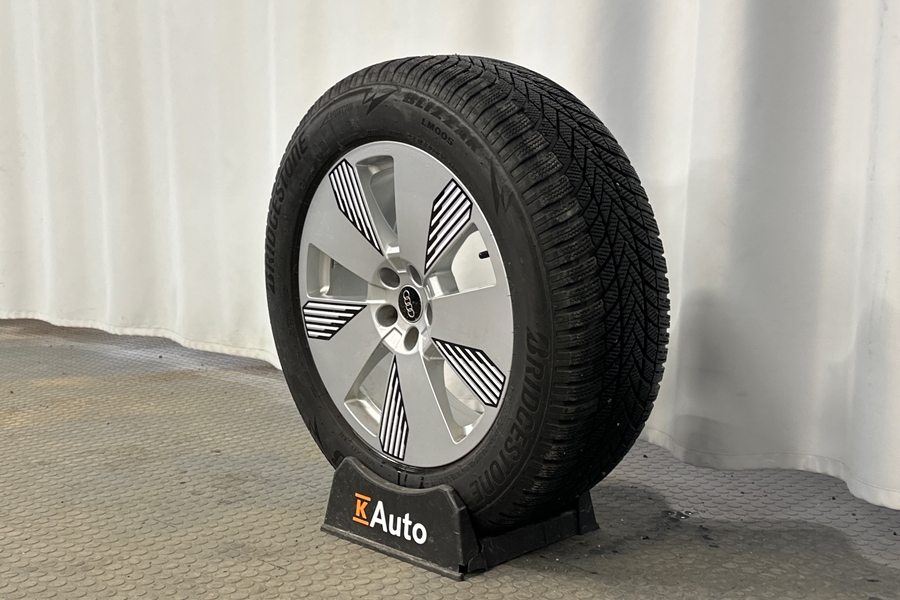 Audi e-tron vaihtoauto