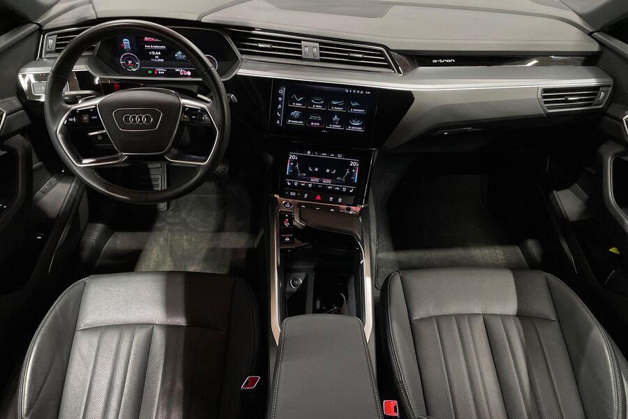 Audi Q8 e-tron vaihtoauto