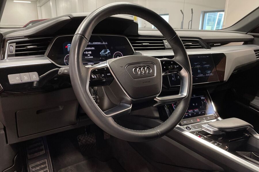 Audi Q8 e-tron vaihtoauto