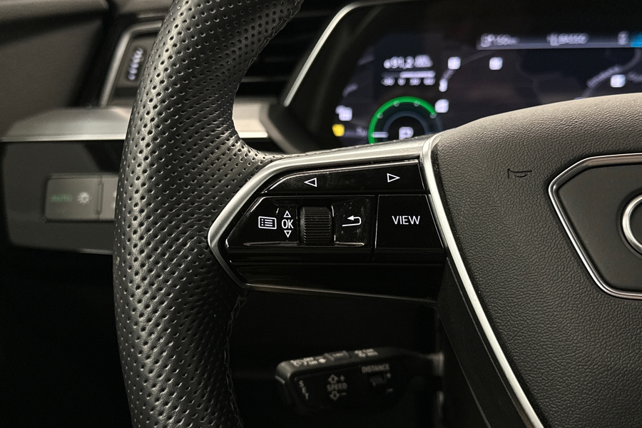 Audi e-tron vaihtoauto