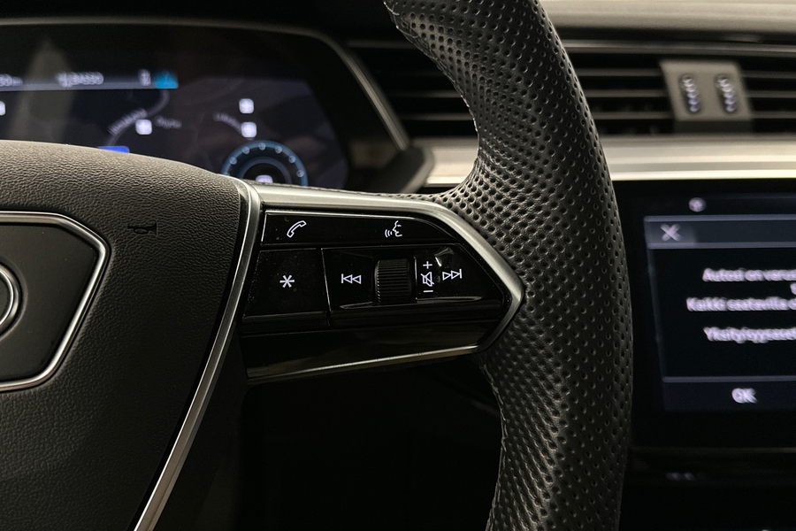 Audi e-tron vaihtoauto