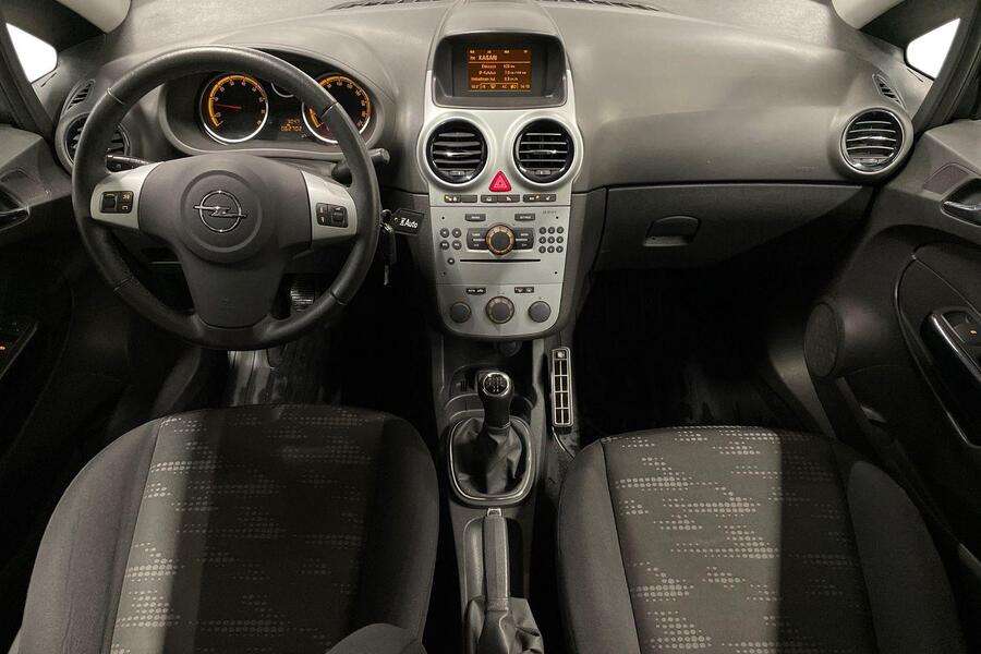 Opel Corsa vaihtoauto