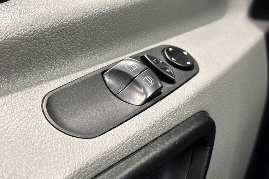 Mercedes-Benz Sprinter vaihtoauto