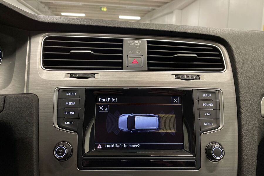 Volkswagen Golf vaihtoauto