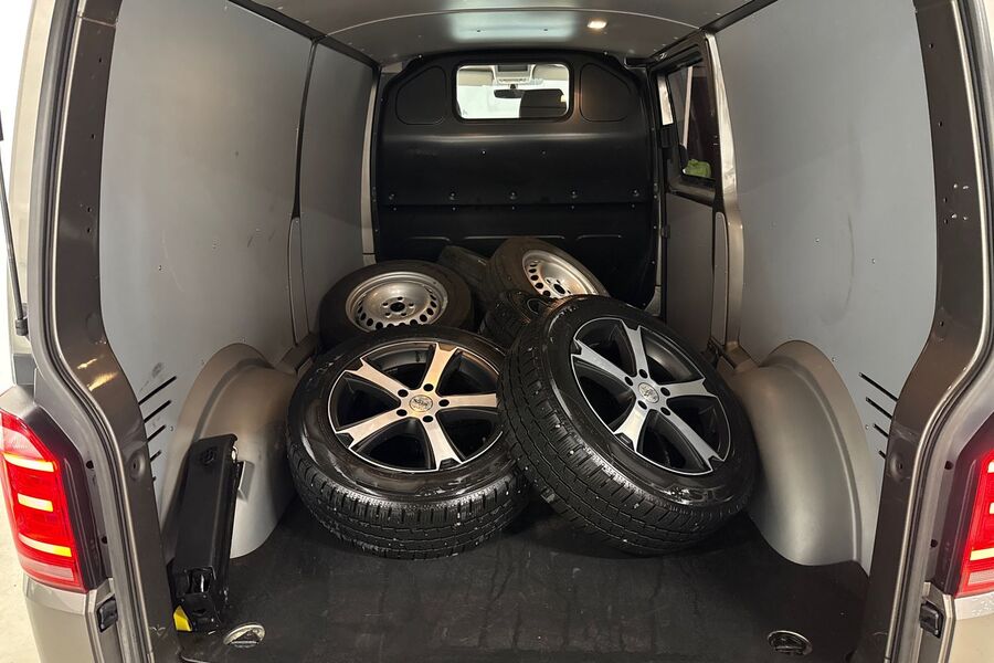 Volkswagen Transporter vaihtoauto