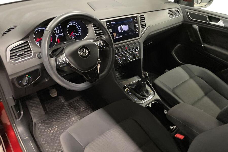 Volkswagen Golf Sportsvan vaihtoauto